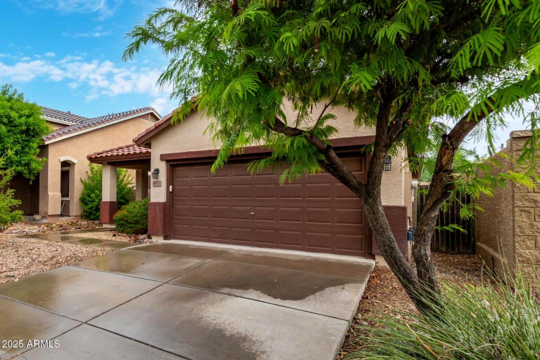 Real Estate Picture 3