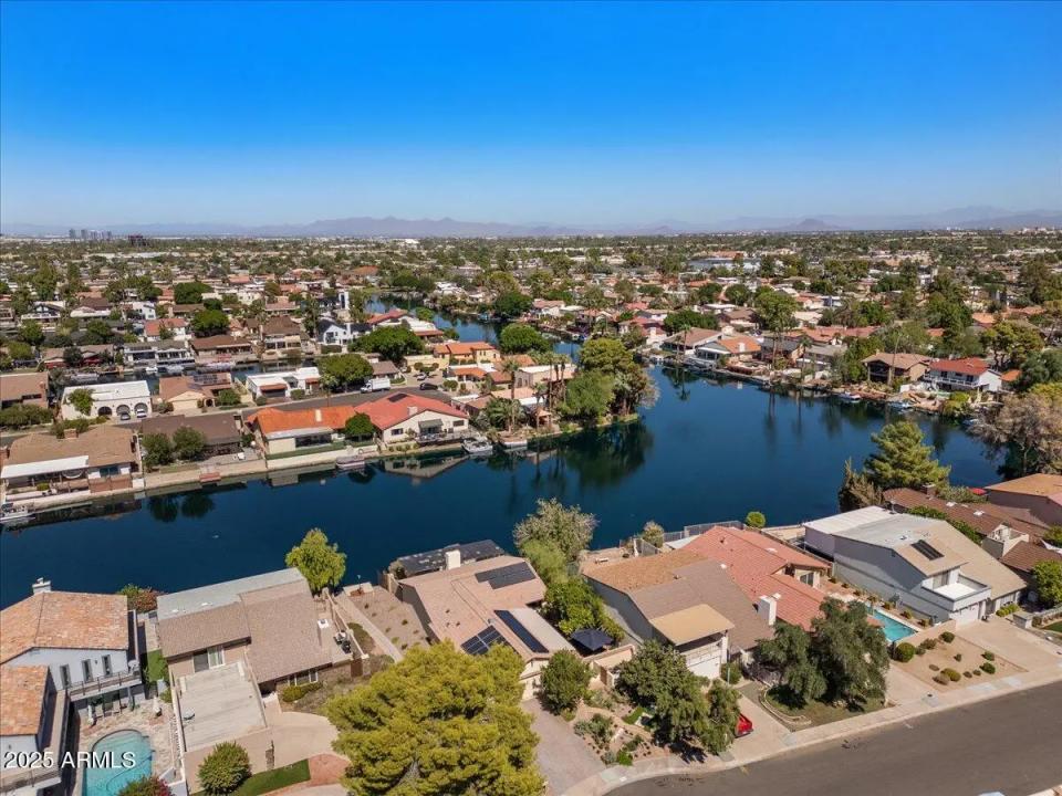 Real Estate Picture 1