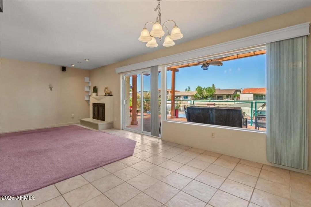 Real Estate Picture 10