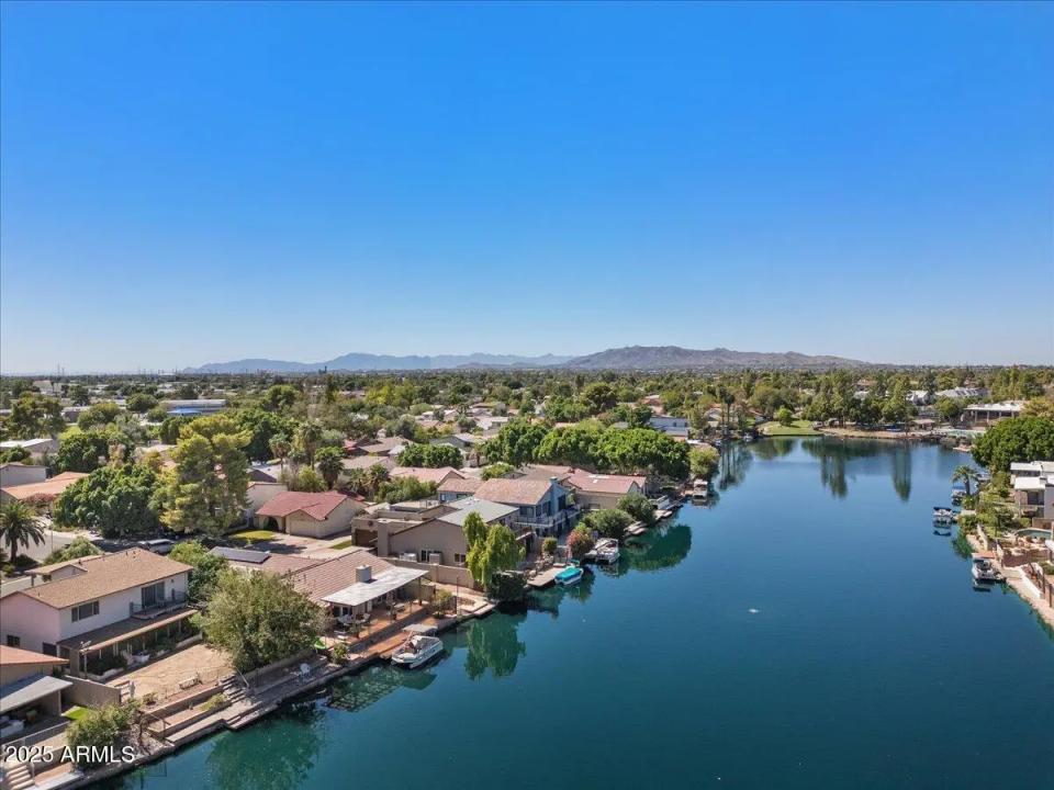 Real Estate Picture 33