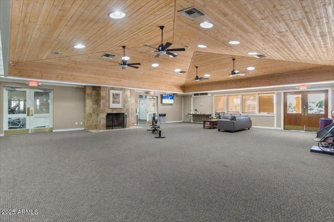 Real Estate Picture 38
