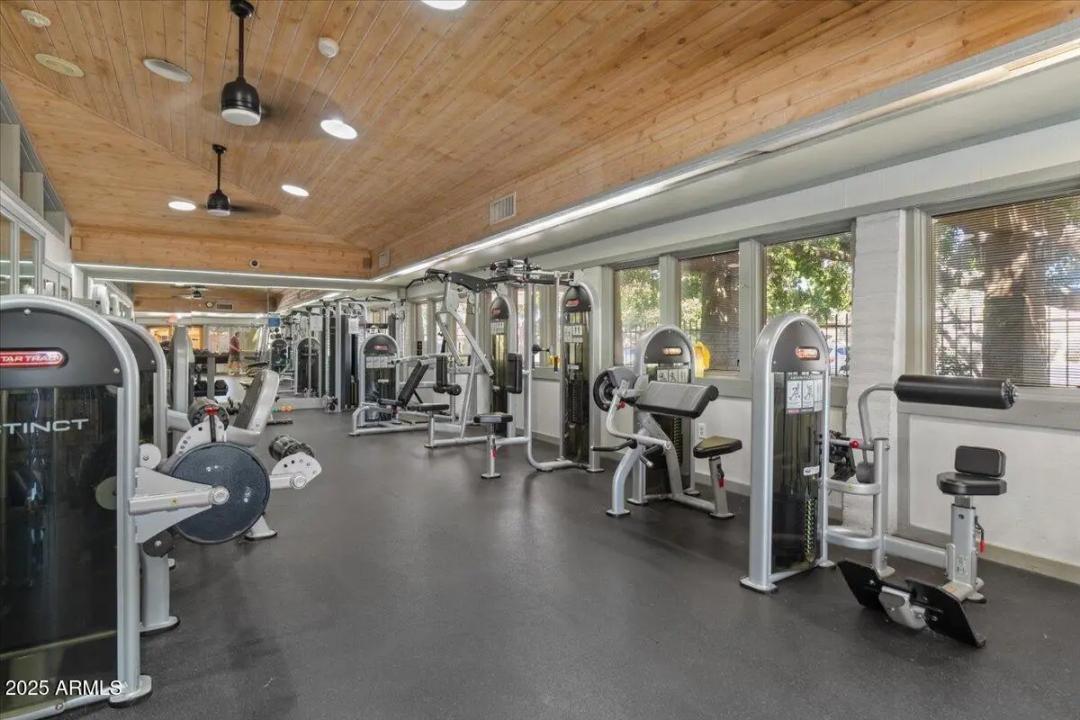 Real Estate Picture 39