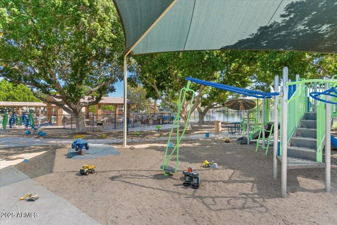 Real Estate Picture 41