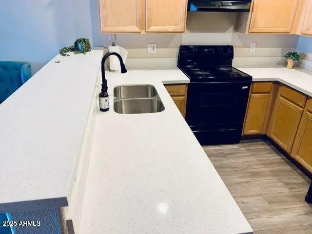 Real Estate Picture 5