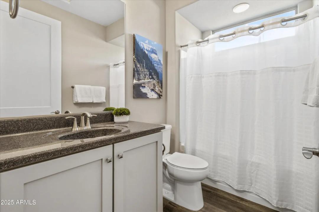 Real Estate Picture 21