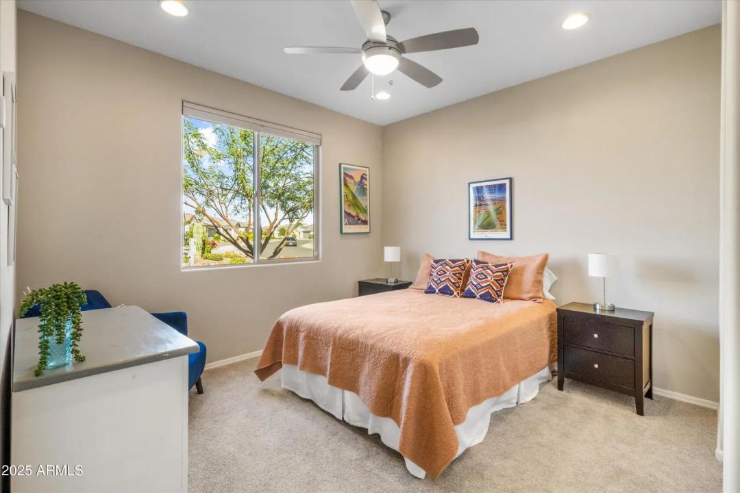 Real Estate Picture 20