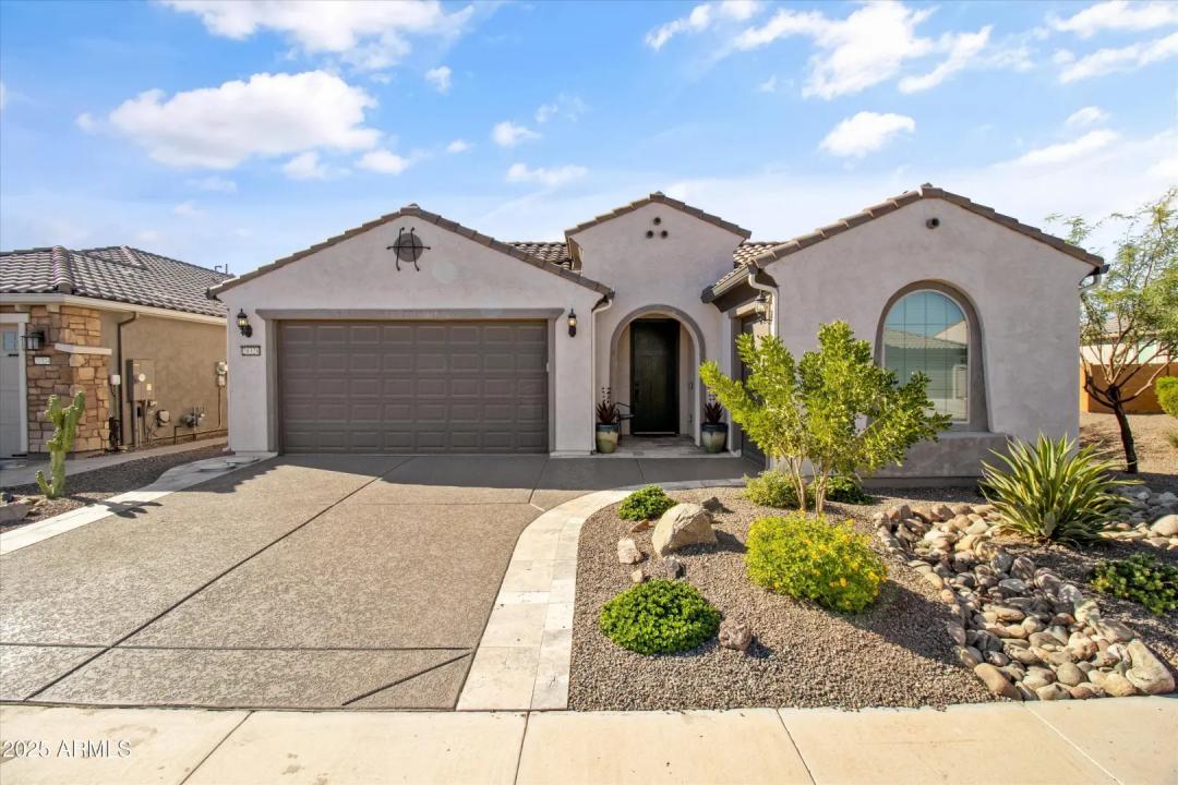 Real Estate Picture 8