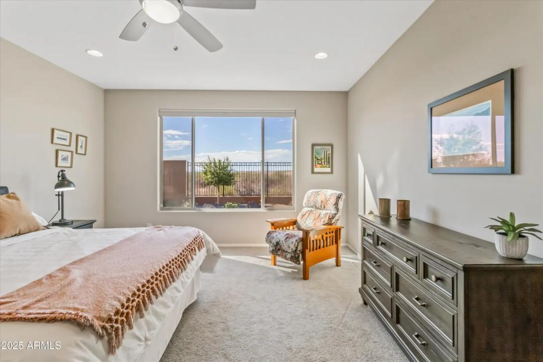 Real Estate Picture 16