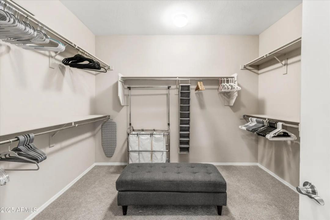 Real Estate Picture 18