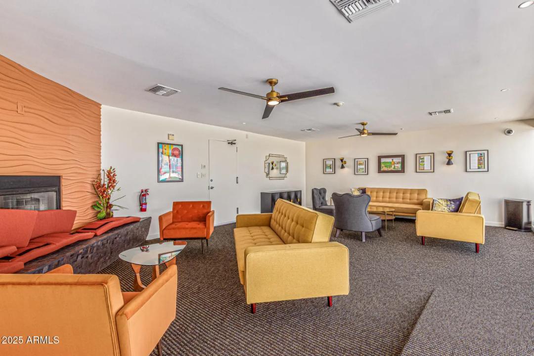 Real Estate Picture 22