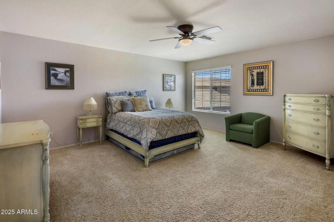 Real Estate Picture 23