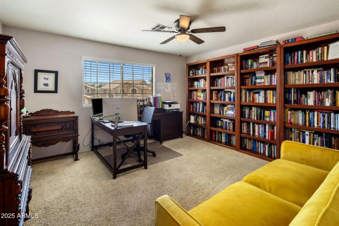 Real Estate Picture 24