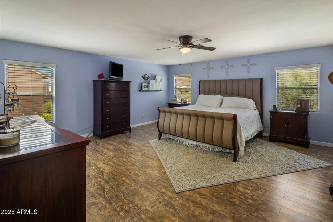 Real Estate Picture 21