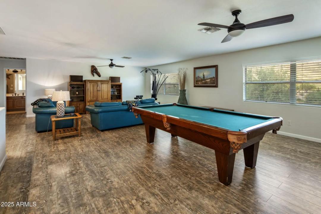 Real Estate Picture 17