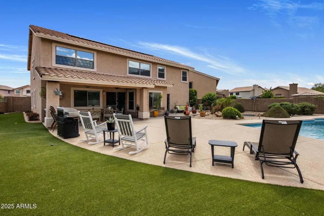 Real Estate Picture 28