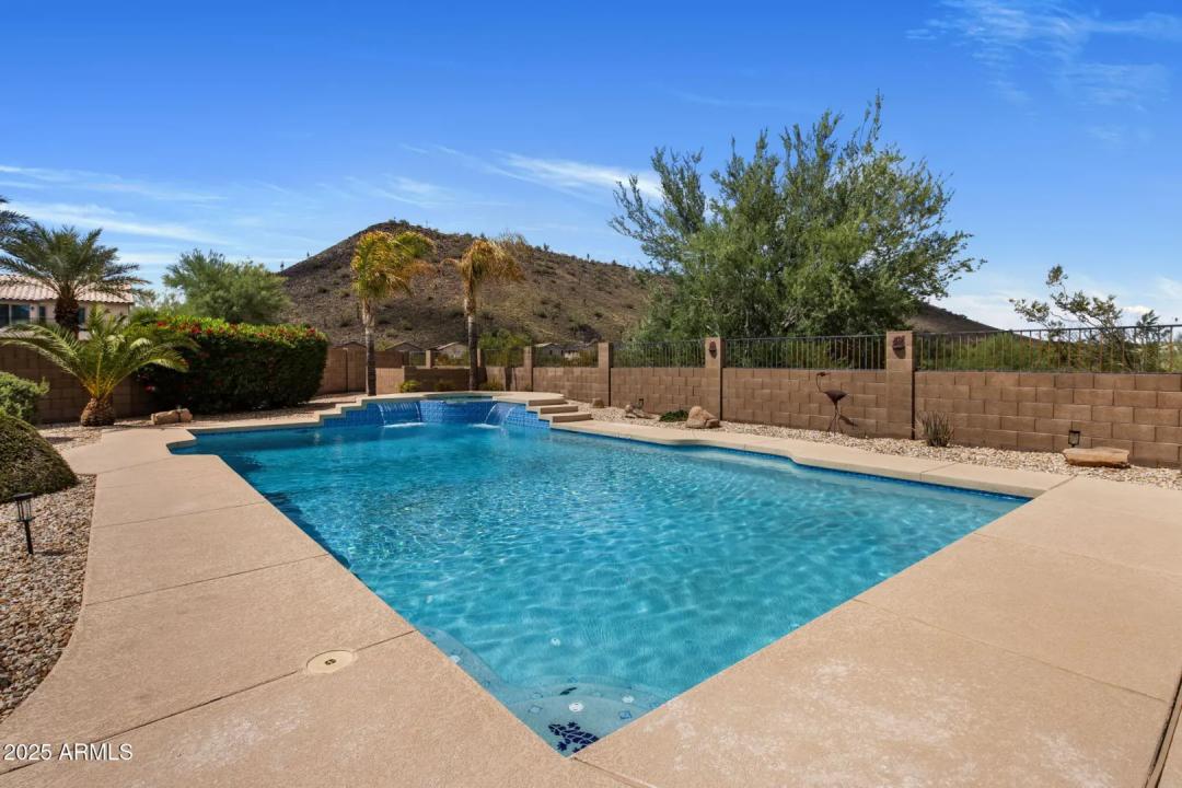 Real Estate Picture 2