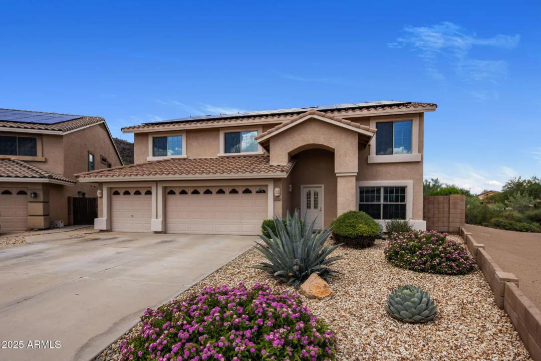 Real Estate Picture 4