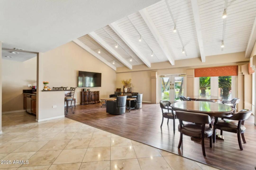 Real Estate Picture 28