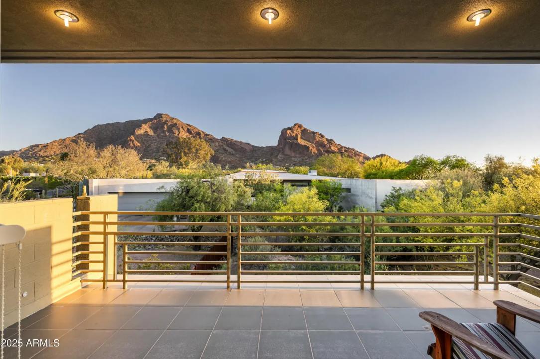 Real Estate Picture 23