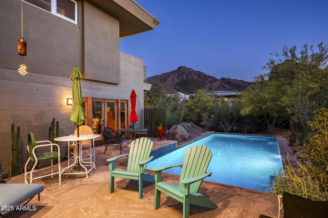 Real Estate Picture 28