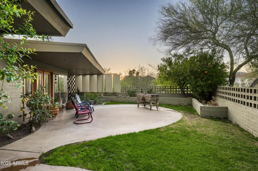 Real Estate Picture 29