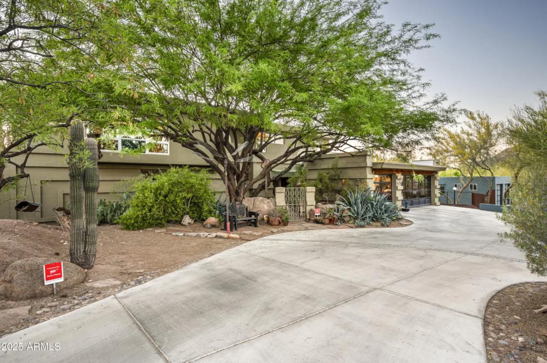 Real Estate Picture 30