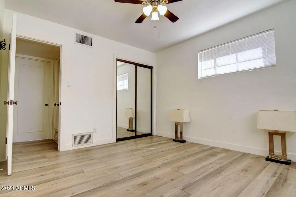 Real Estate Picture 6