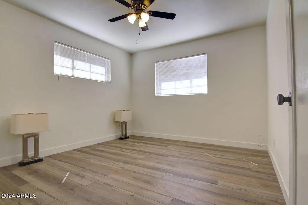 Real Estate Picture 7