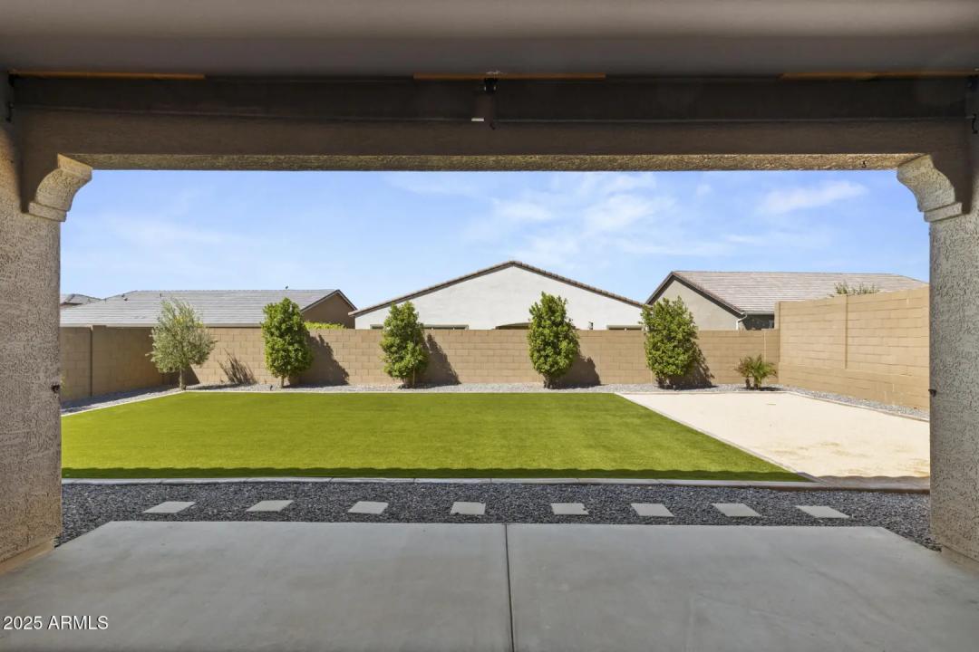 Real Estate Picture 2