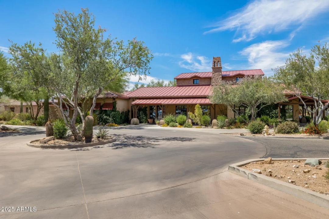 Real Estate Picture 27