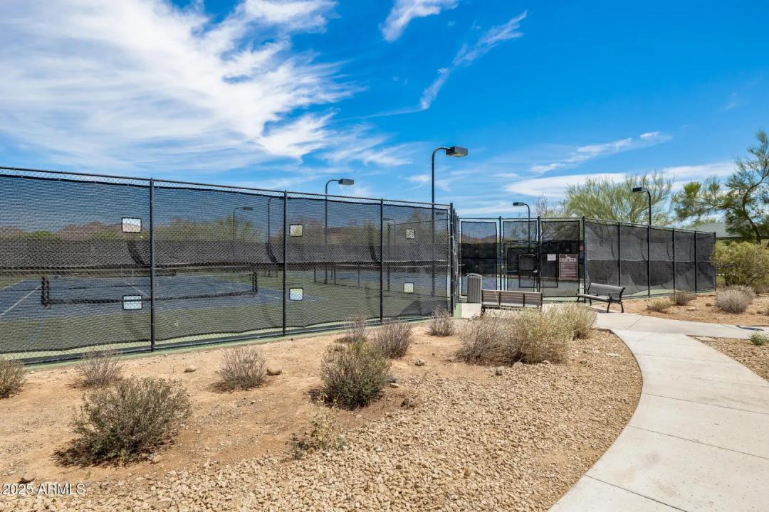 Real Estate Picture 37