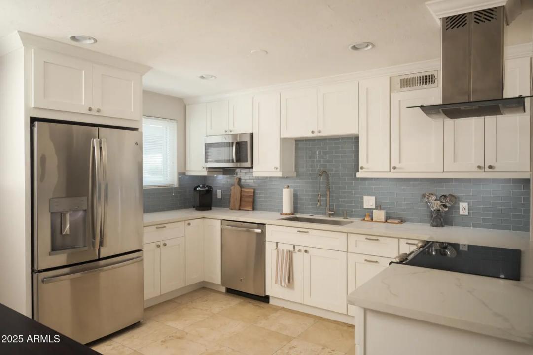 Real Estate Picture 1