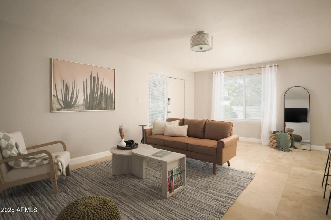 Real Estate Picture 3