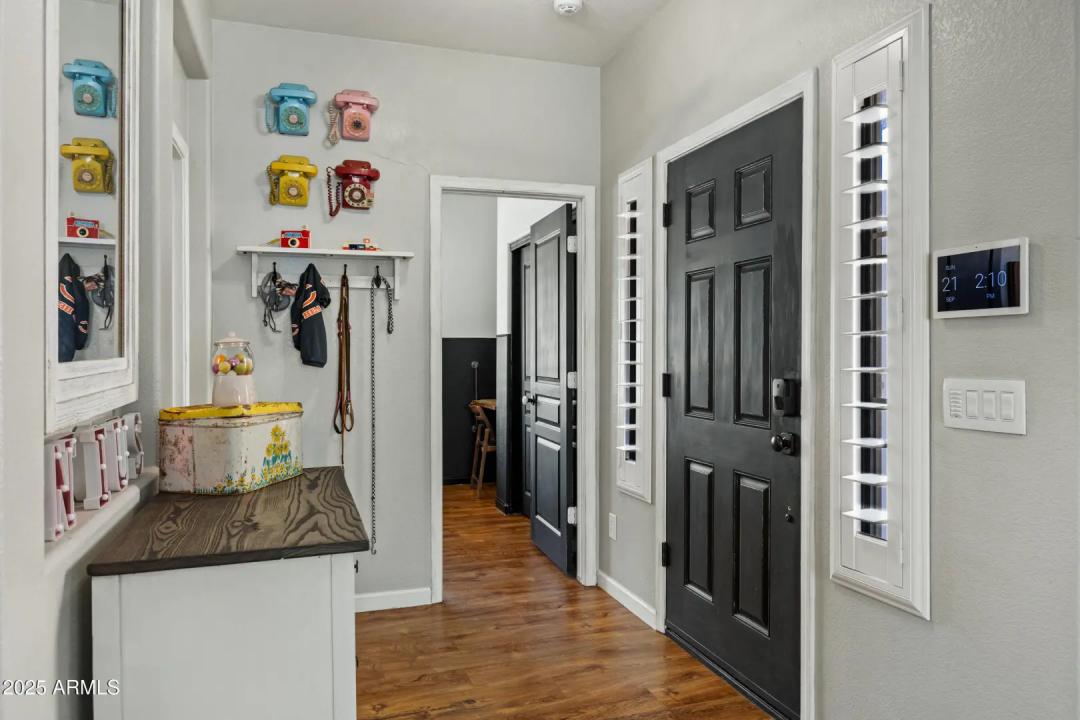 Real Estate Picture 7