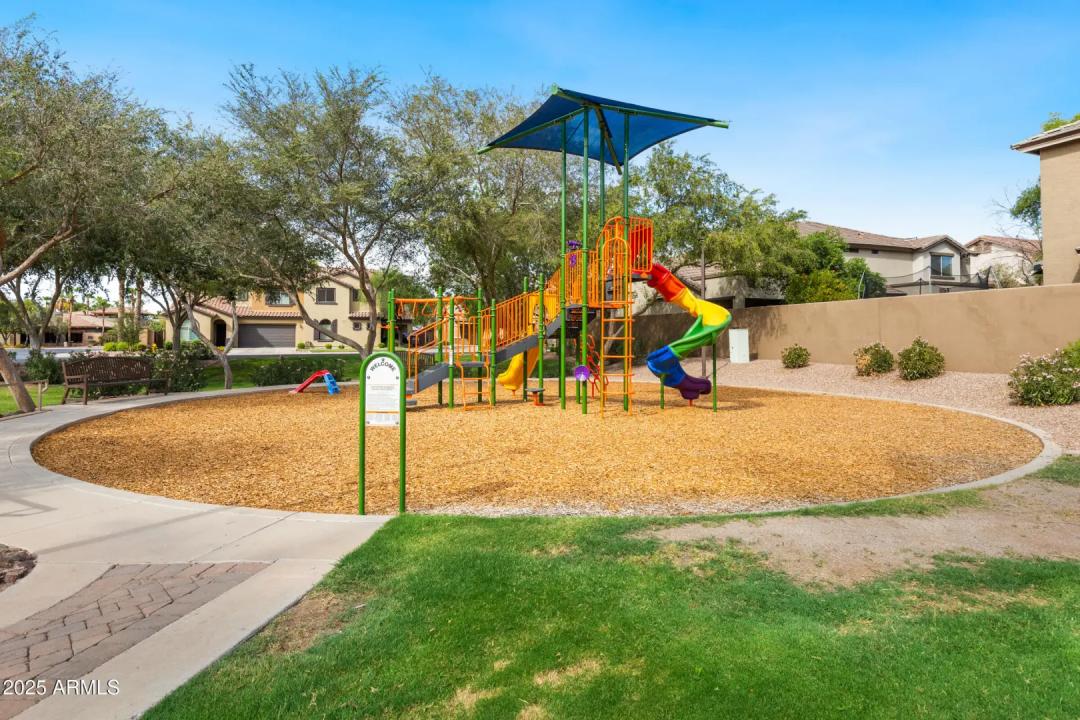 Real Estate Picture 47