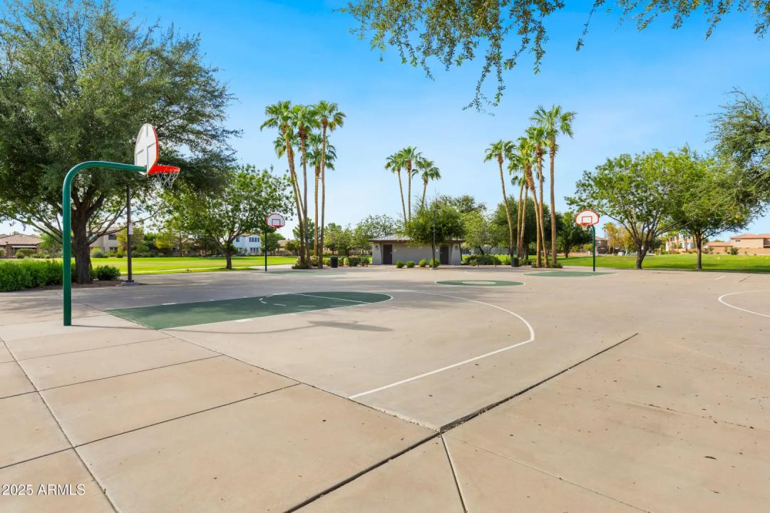 Real Estate Picture 54