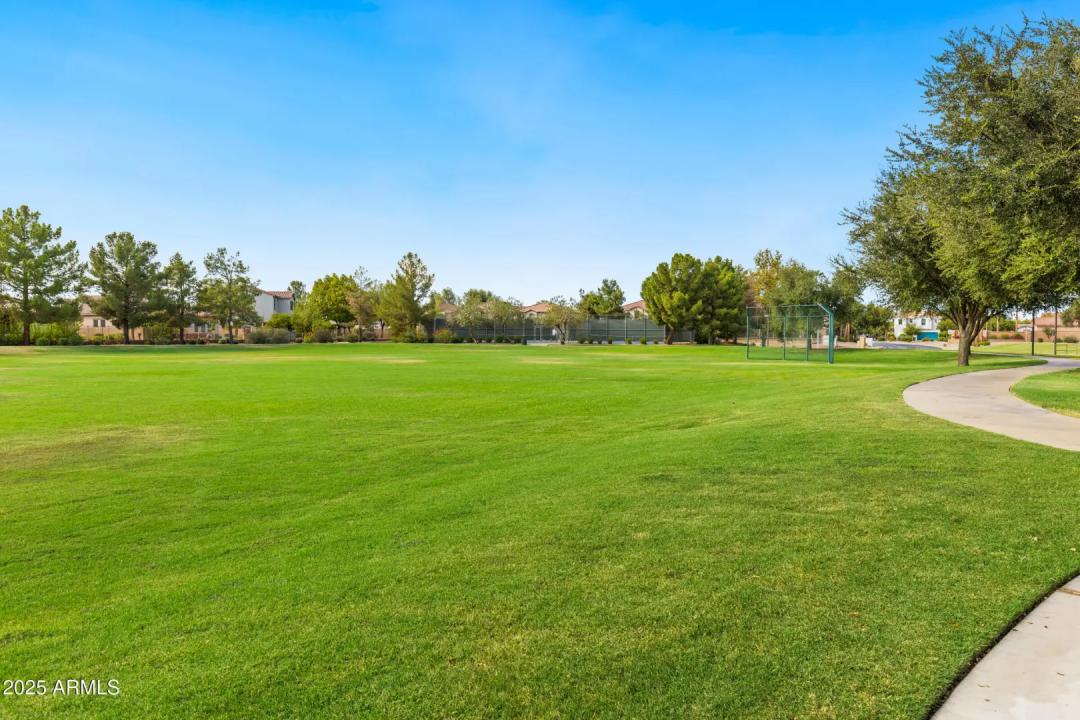 Real Estate Picture 55