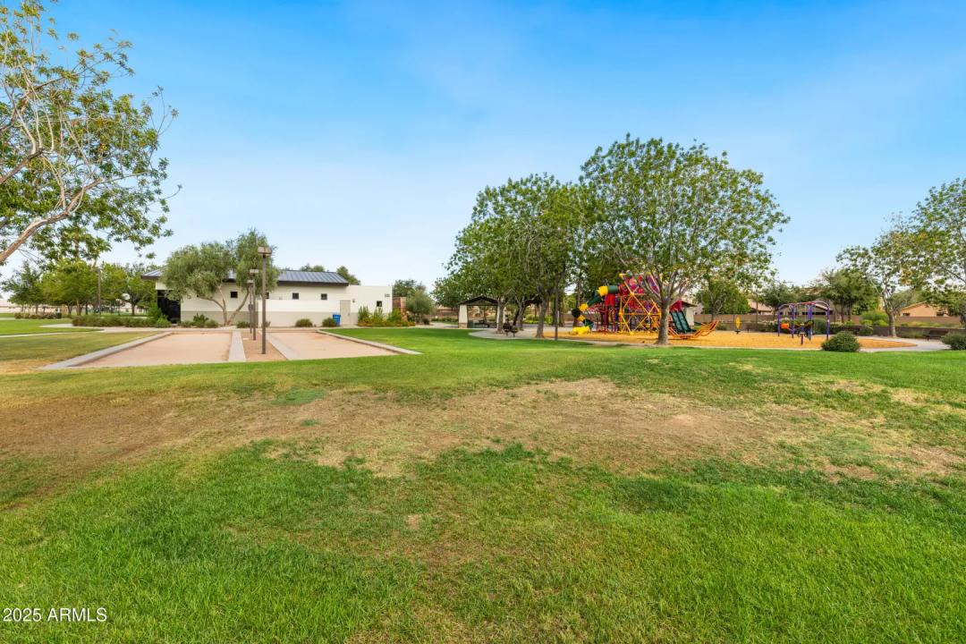 Real Estate Picture 56