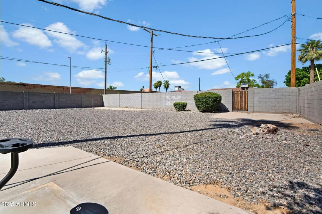 Real Estate Picture 21
