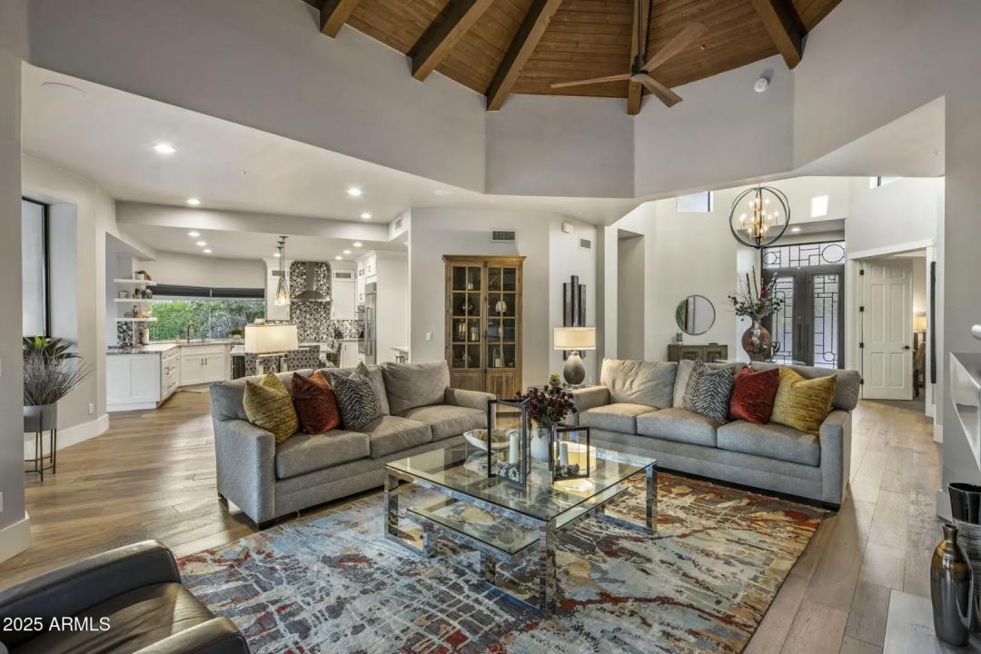 Real Estate Picture 27