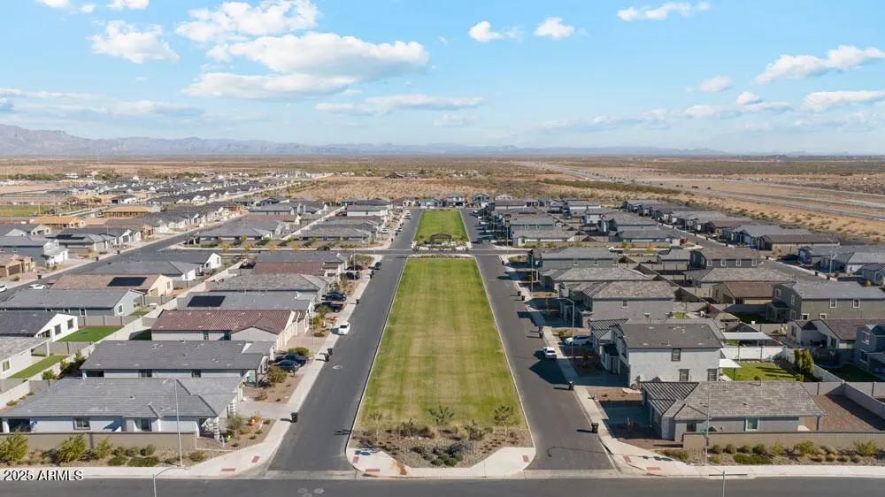 Real Estate Picture 19