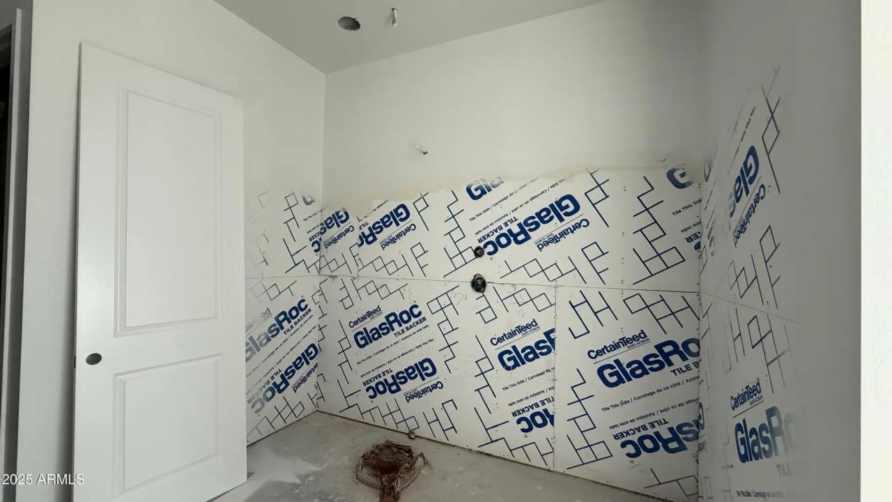 Real Estate Picture 19
