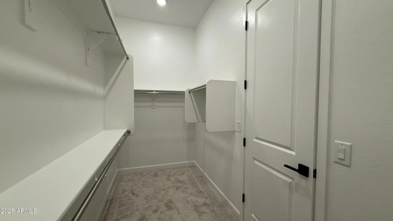 Real Estate Picture 27