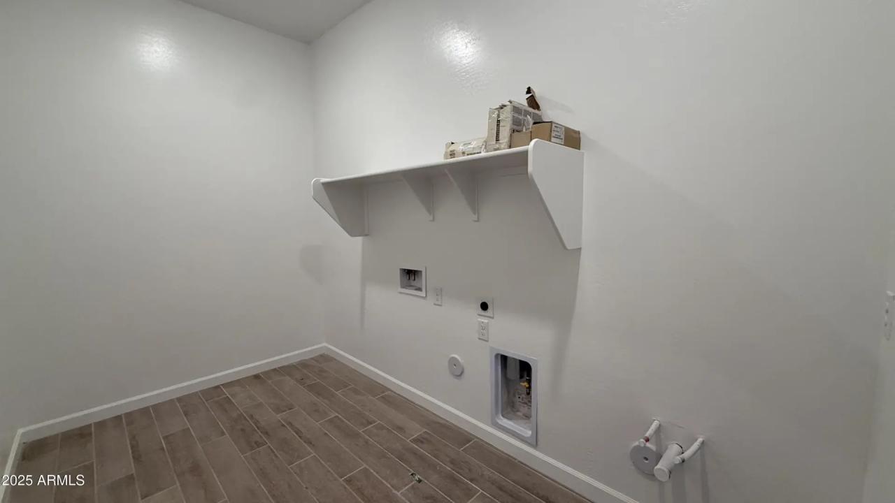 Real Estate Picture 28