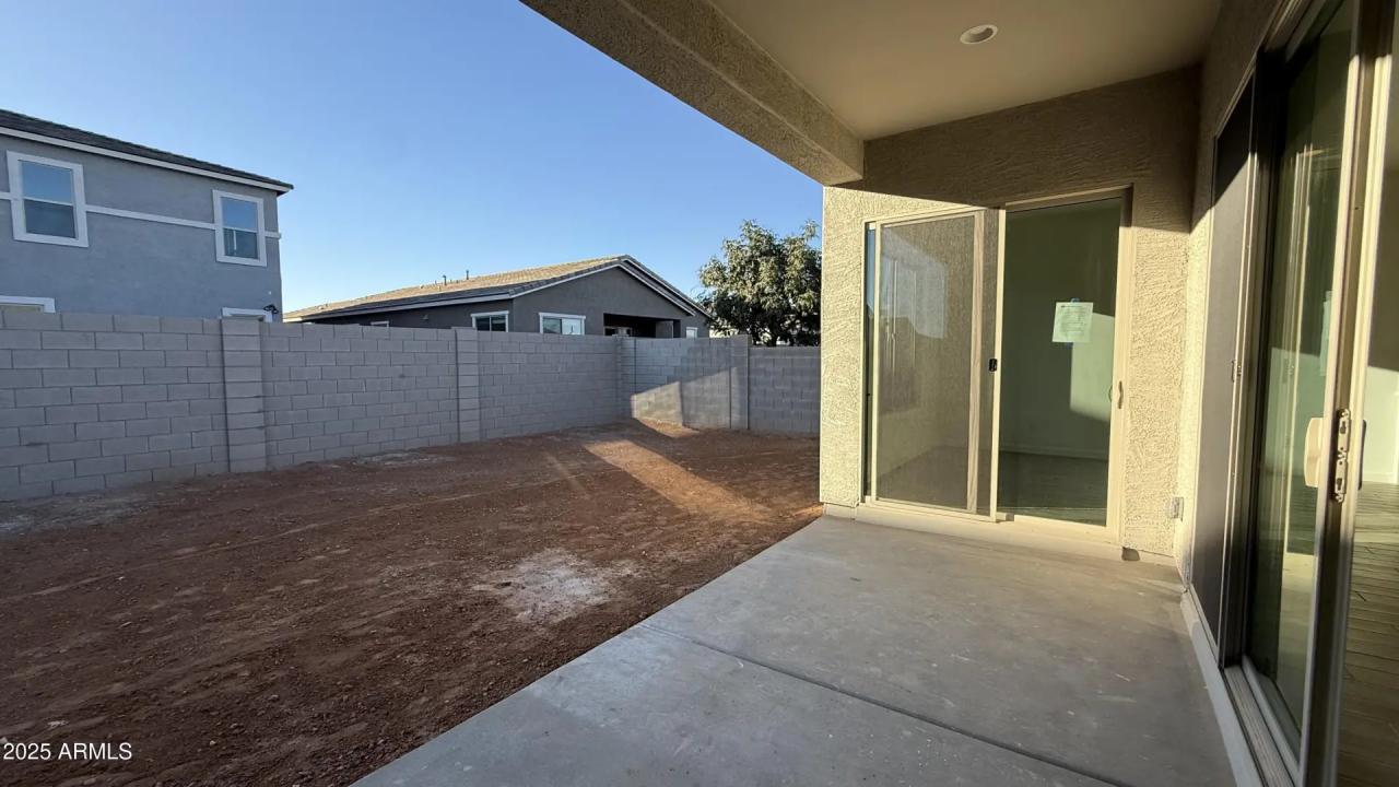 Real Estate Picture 30