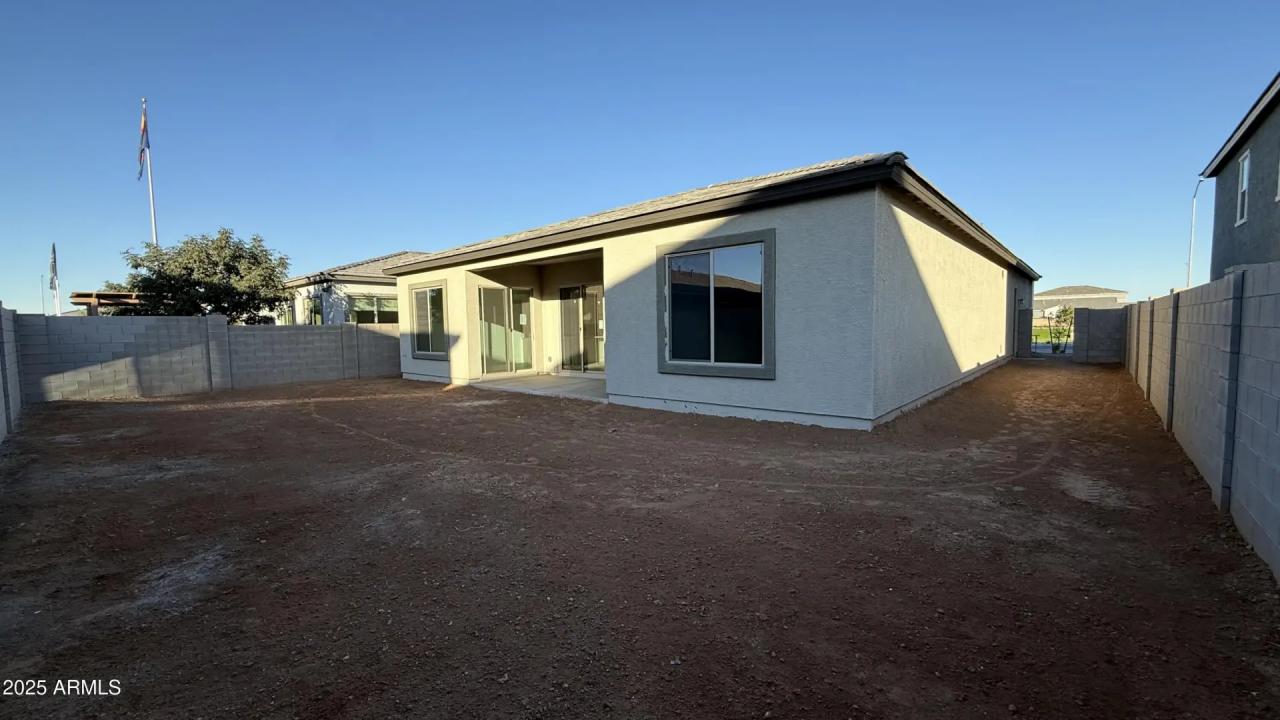 Real Estate Picture 32