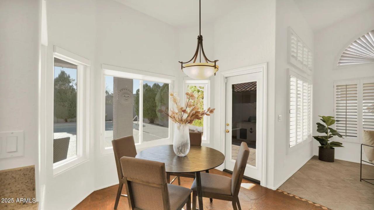 Real Estate Picture 25