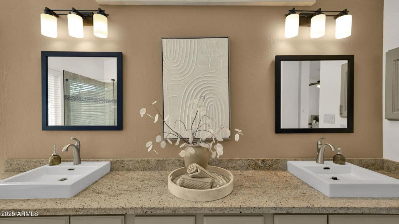 Real Estate Picture 41