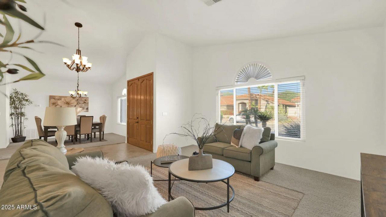 Real Estate Picture 15