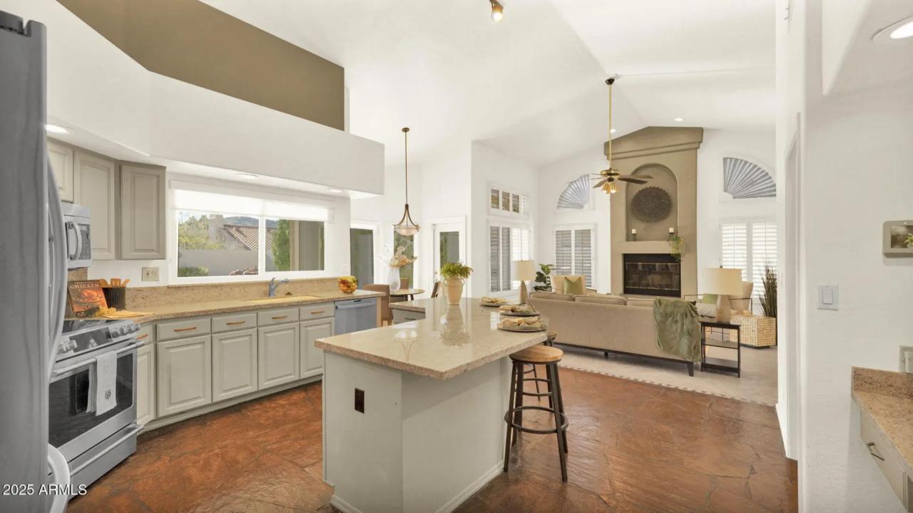 Real Estate Picture 20